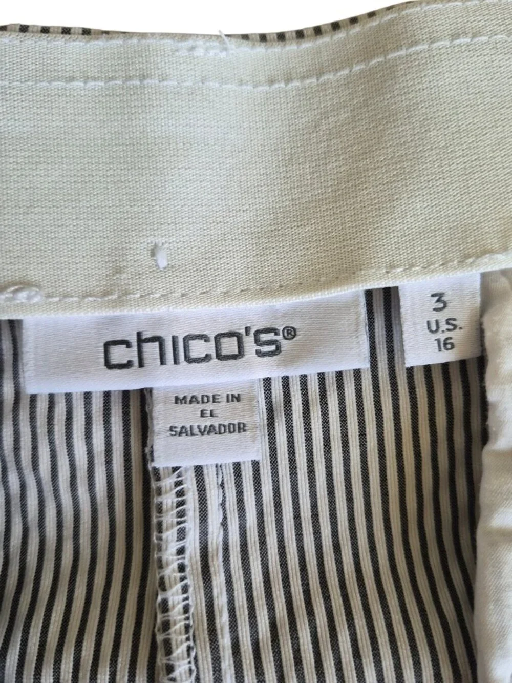 Chico's Seersucker Cropped Pants Striped Pull On Elastic Waist Size 16 or XL